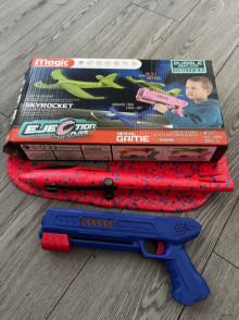 停產 飛機彈射槍(內含1隻飛機)