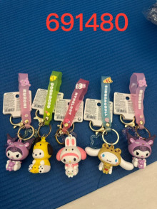 三麗鷗抱小夥伴鑰匙掛件